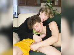 Sucking Twink18