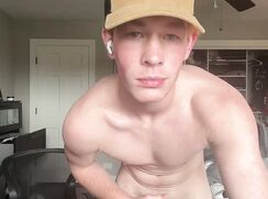SUPERCUT - GINGER TWINK'S FAILED SELF FACIAL AT THE END