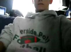 take on me cute reveals dick and wank cum over his fotball fan tshirt
