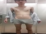 Tall skinny Asian boys porn cums for the cam