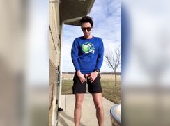 Teen pisser