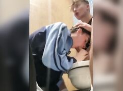 Teen suck in toilet