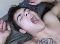 ♥ Teenage bully gets what's due ♥