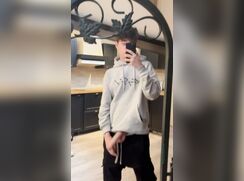 The mirror gets his load