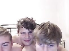 THREE STRAIGHT FRIEND SO CUTE TOGETHER