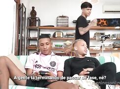 Threesome game