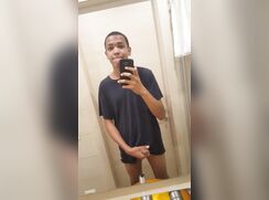 [TIME TO SELFIE][180] Teen & twink to selfie - Black Latino