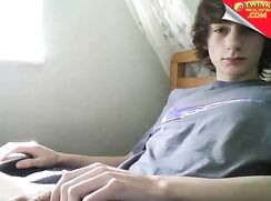 top teen boy play