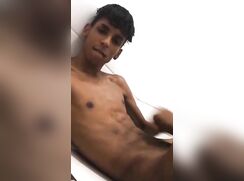 [T&T][534] Teens & Twinks wanking