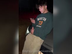 Twinscastro - Outdoor Wank Cum