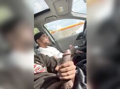 Two Dudes Jerking off in Car and cum 399