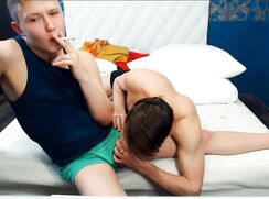 TWO RUSSIAN TWINK HORNY ON CAM