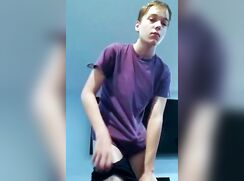 under violet shirt cam boys porn