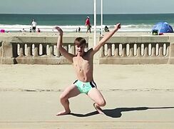 YCP - Twink dancing in public at the beach ... !