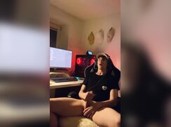 Yeaah I'm Cumming 319