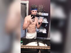 Yummy model dude